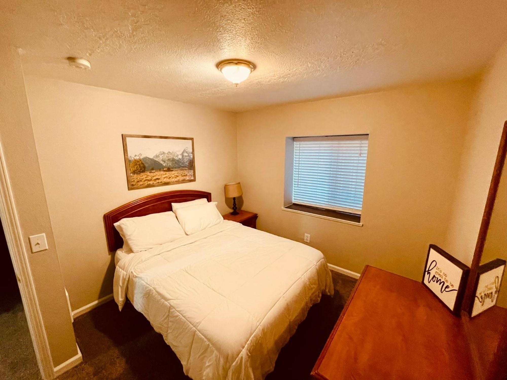 Iona Mercantile Bnb Rigby 外观 照片